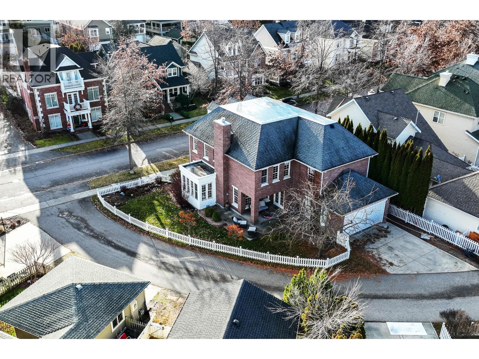 












434 Providence Avenue

,
Kelowna,




British Columbia
V1W4S8

