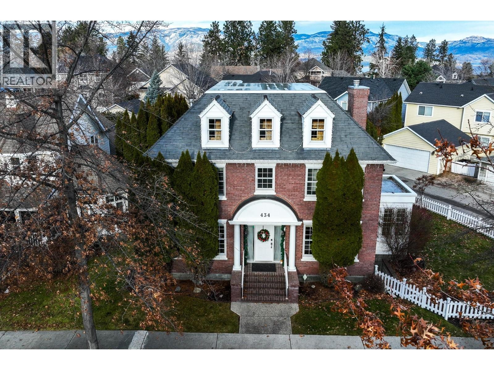 












434 Providence Avenue

,
Kelowna,




British Columbia
V1W4S8

