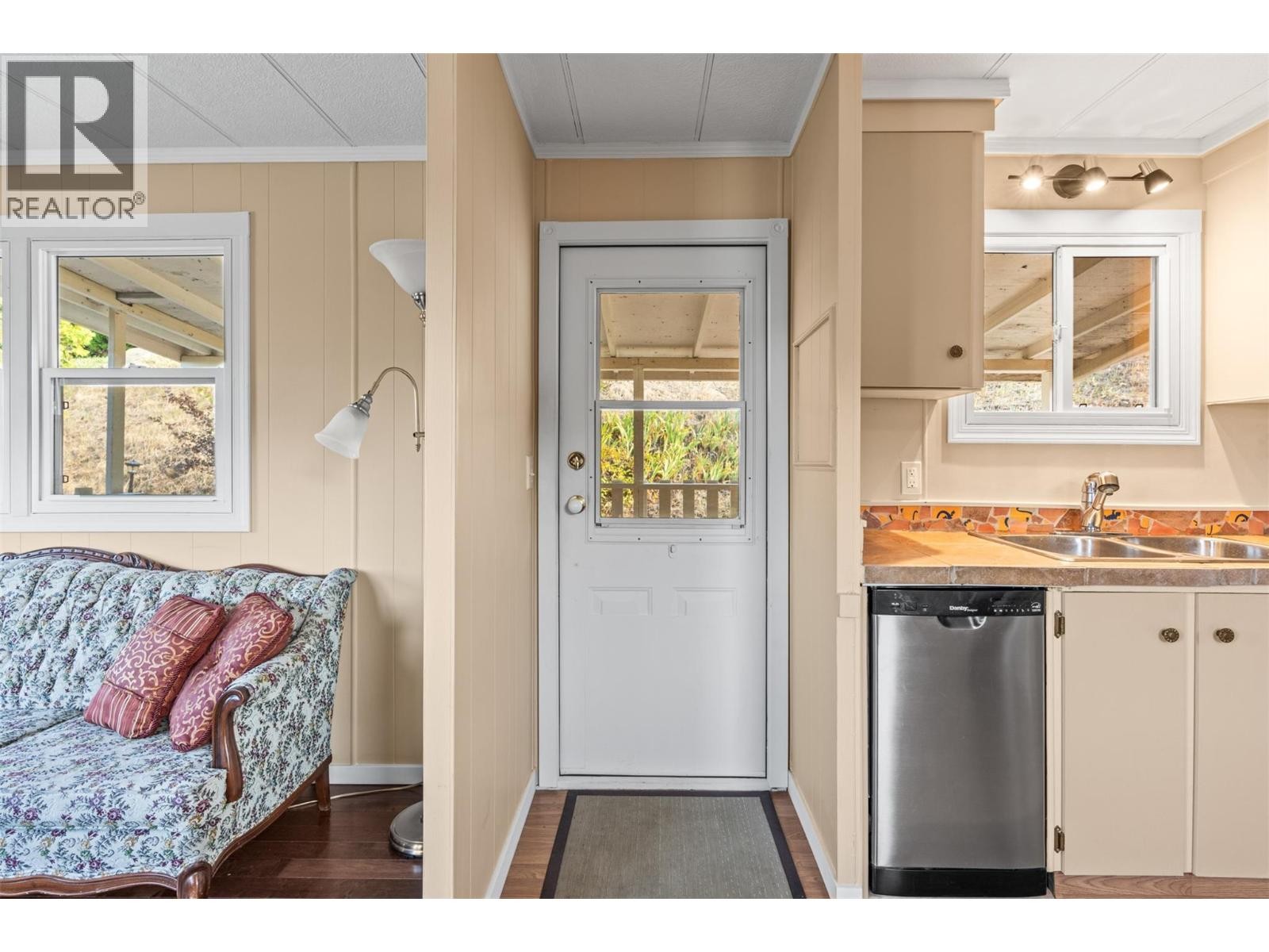 












15401 Kalamalka Road Unit# 92

,
Coldstream,




British Columbia
V1B1Z3

