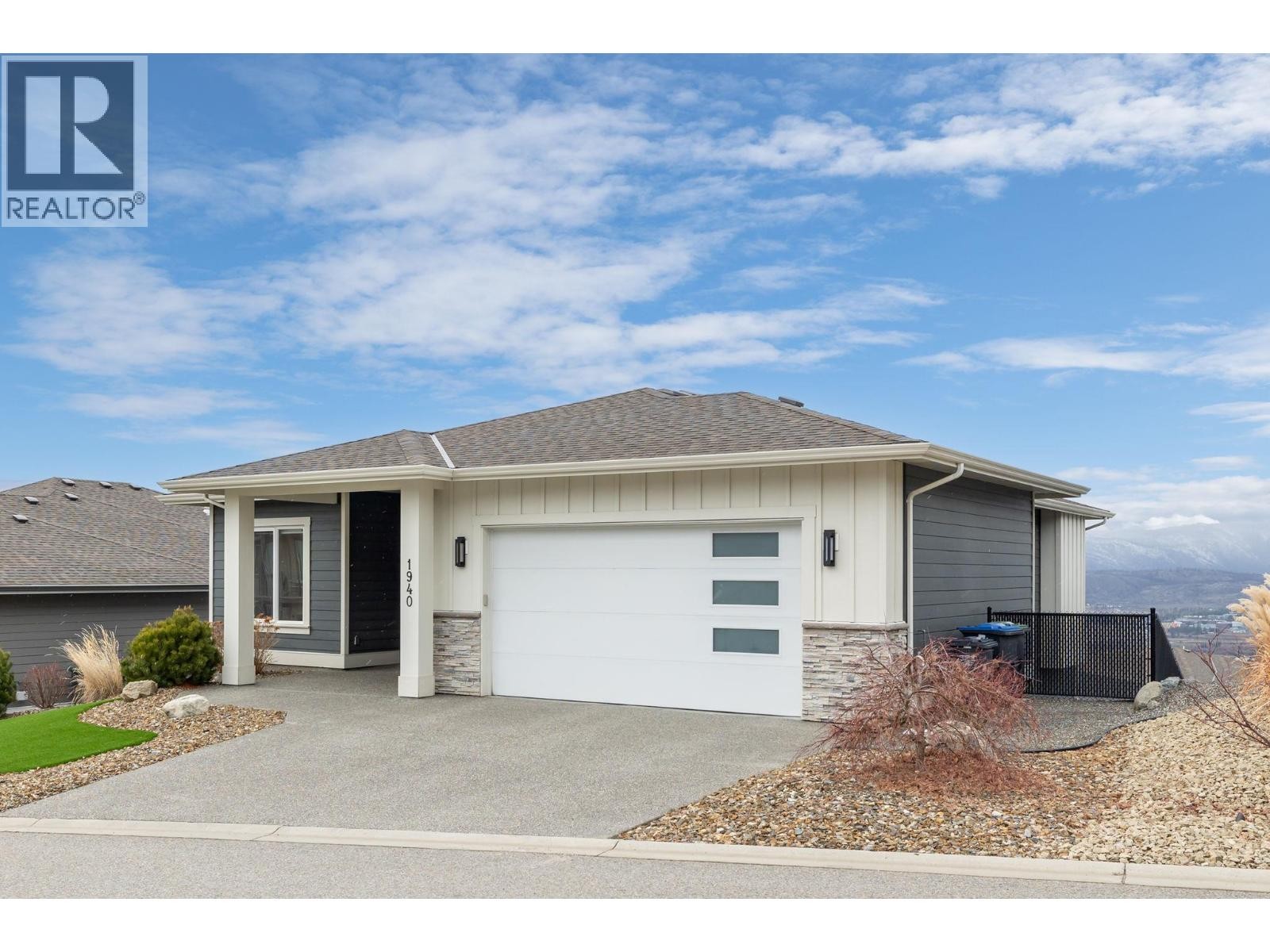 












1940 Foxtail Terrace

,
Kelowna,




British Columbia
V1P1T9

