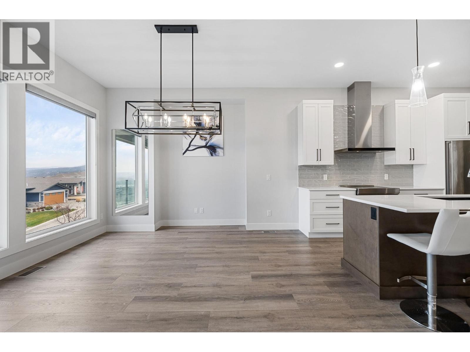 












1940 Foxtail Terrace

,
Kelowna,




British Columbia
V1P1T9

