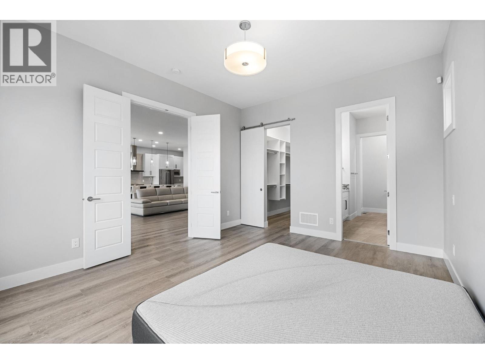 












1940 Foxtail Terrace

,
Kelowna,




British Columbia
V1P1T9

