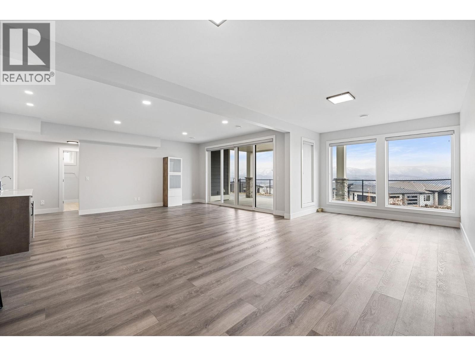 












1940 Foxtail Terrace

,
Kelowna,




British Columbia
V1P1T9

