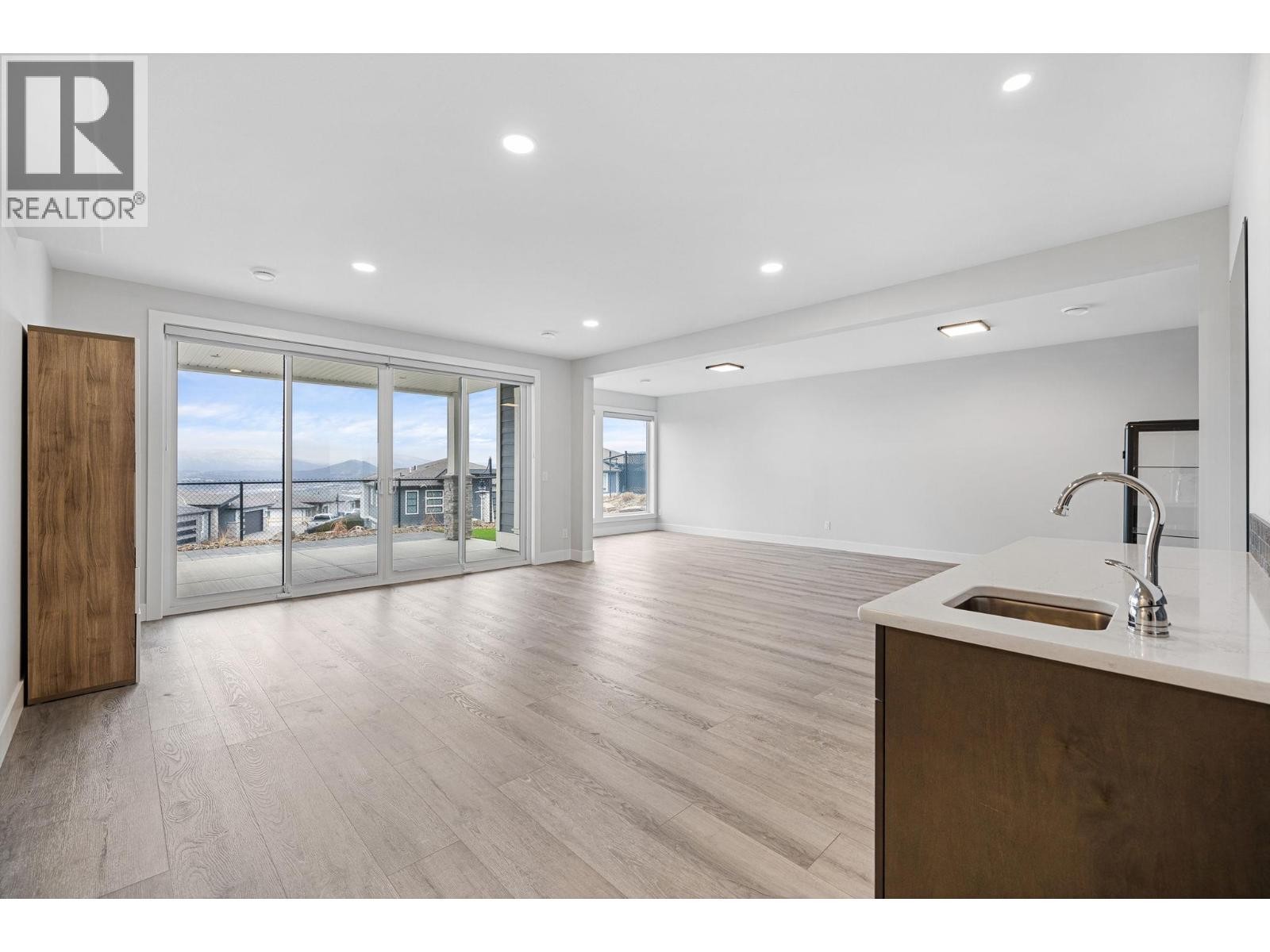 












1940 Foxtail Terrace

,
Kelowna,




British Columbia
V1P1T9

