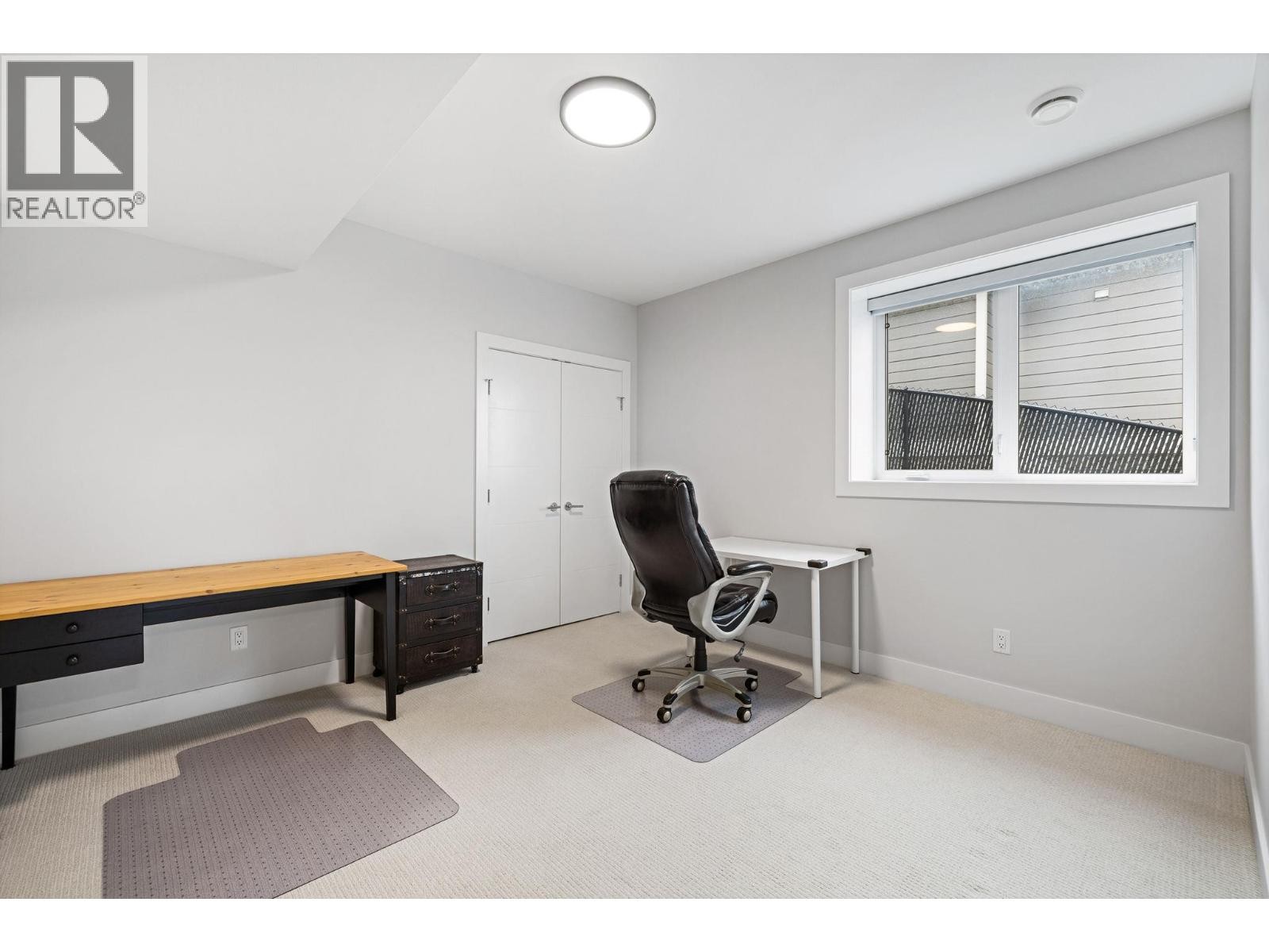 












1940 Foxtail Terrace

,
Kelowna,




British Columbia
V1P1T9

