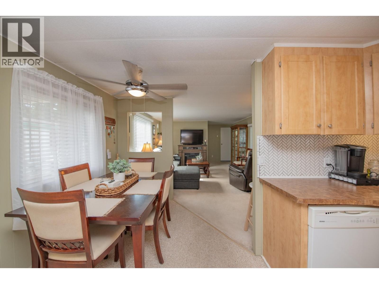 












15401 Kalamalka Lake Road Unit# 3A

,
Coldstream,




British Columbia
V1B1Z3

