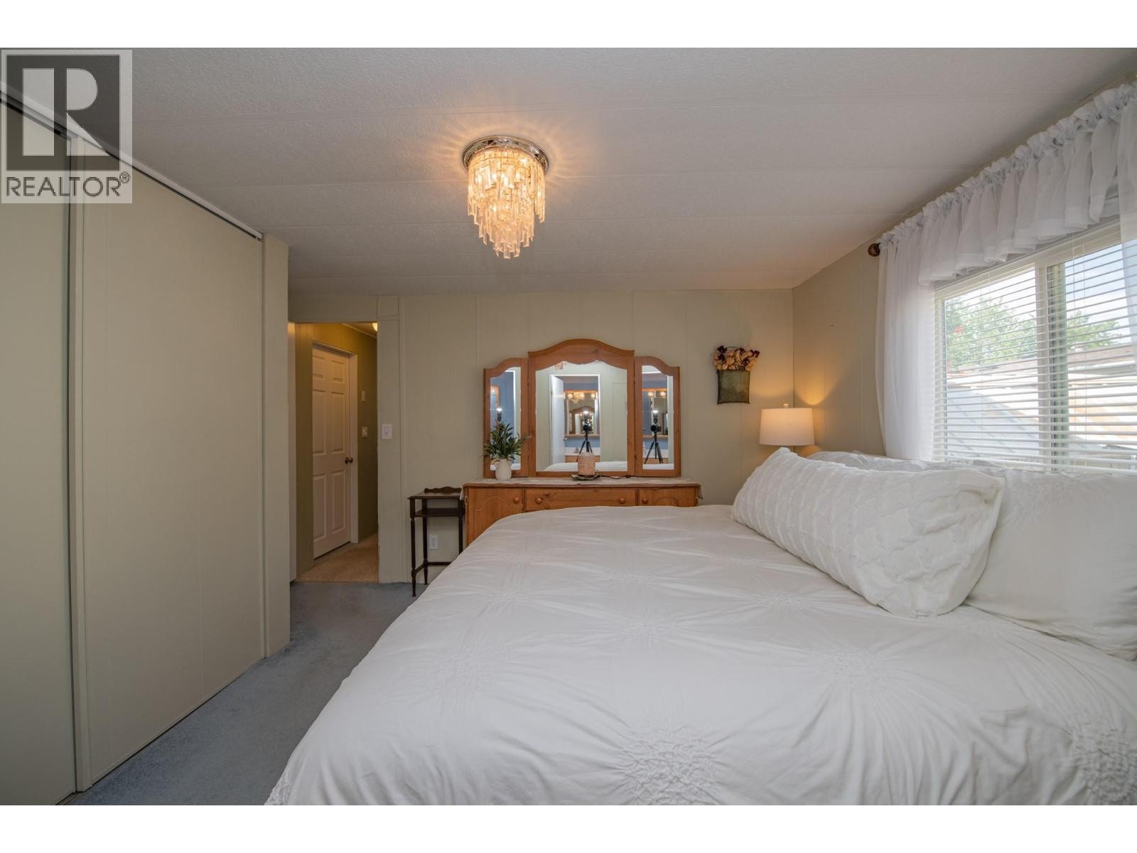 












15401 Kalamalka Lake Road Unit# 3A

,
Coldstream,




British Columbia
V1B1Z3

