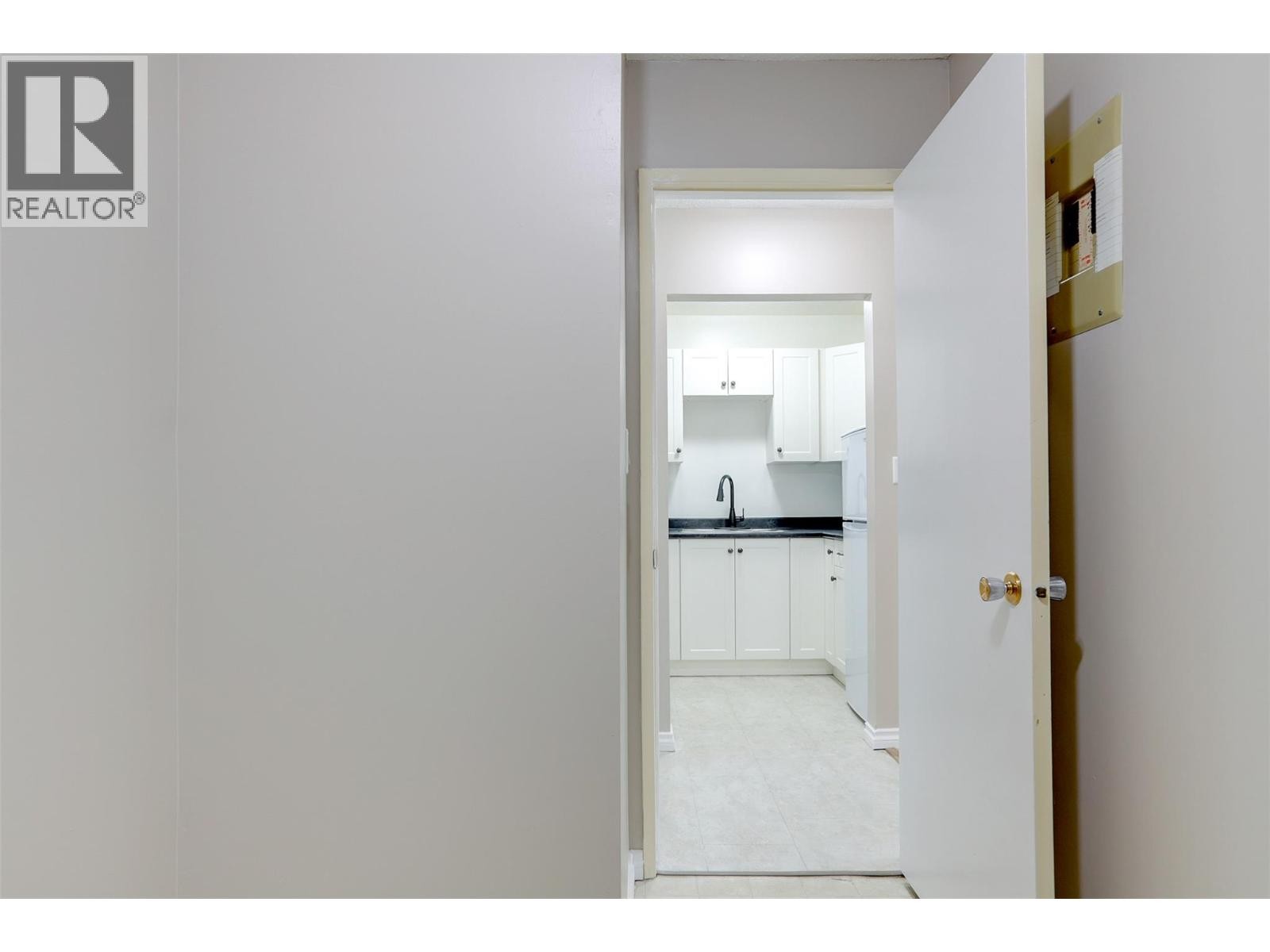 












3304 35 Avenue Unit# 415

,
Vernon,




British Columbia
V1T8M6

