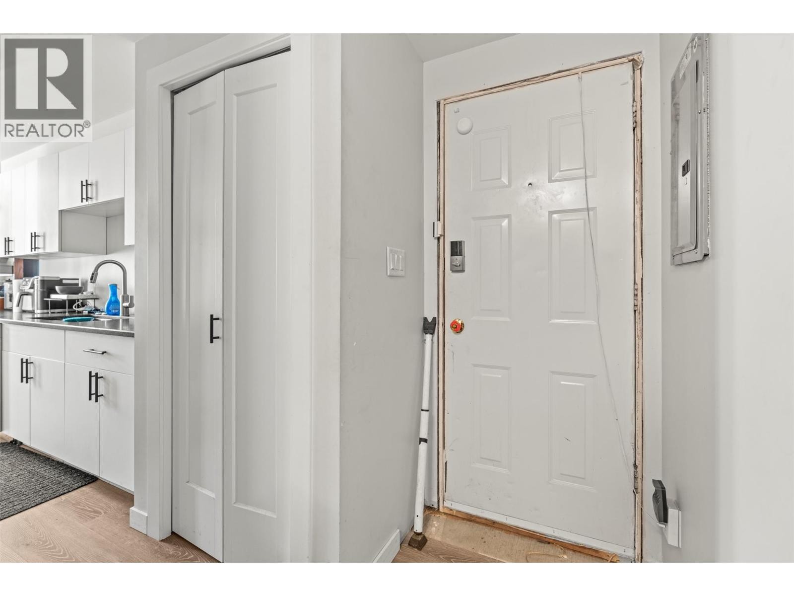 












4101 Alexis Park Drive Unit# 103

,
Vernon,




British Columbia
V1T6H2

