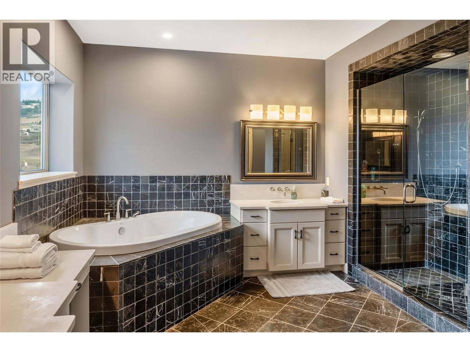 












1029 Longacre Place

,
Vernon,




British Columbia
V1H1H7

