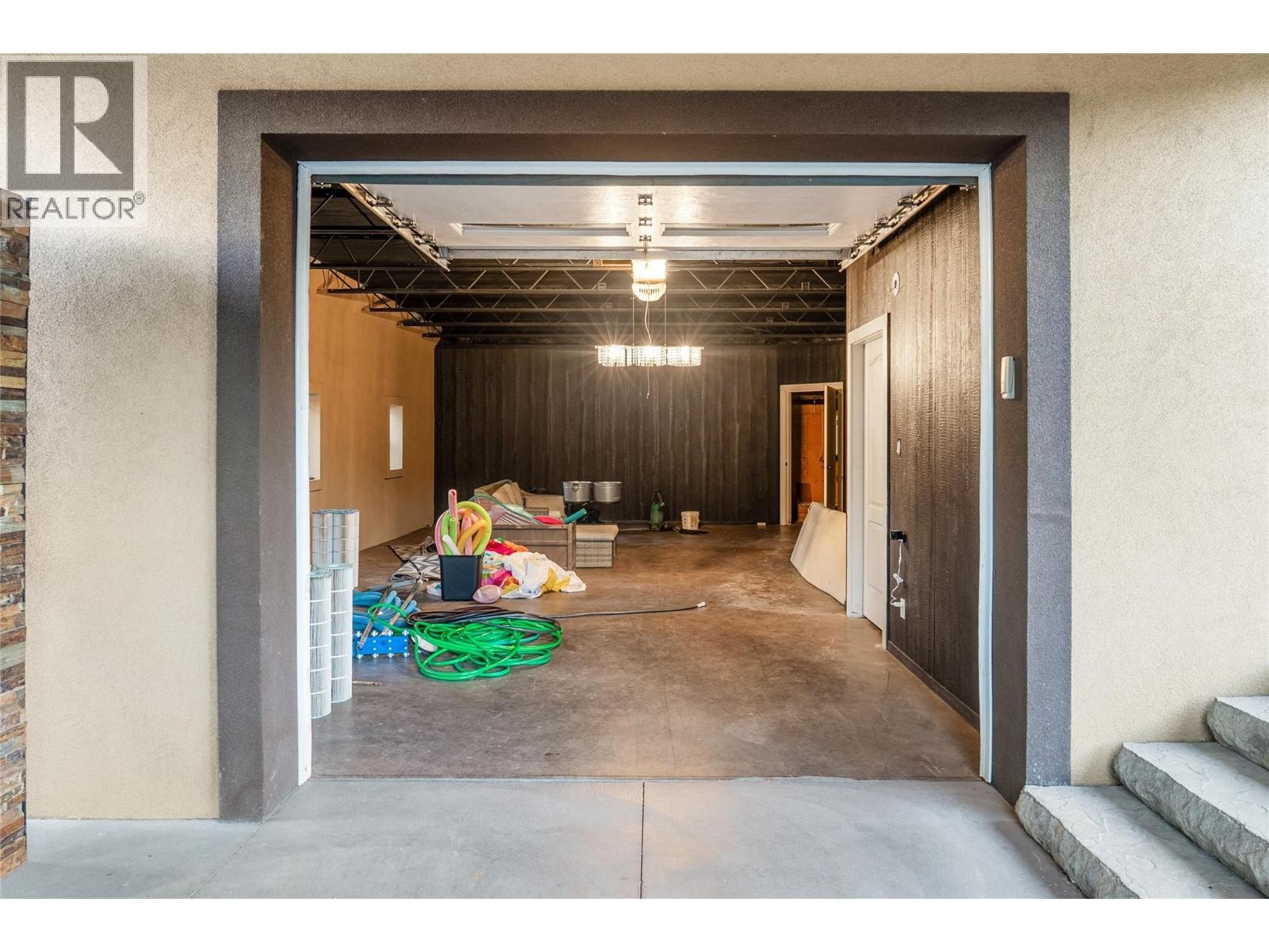 












1029 Longacre Place

,
Vernon,




British Columbia
V1H1H7

