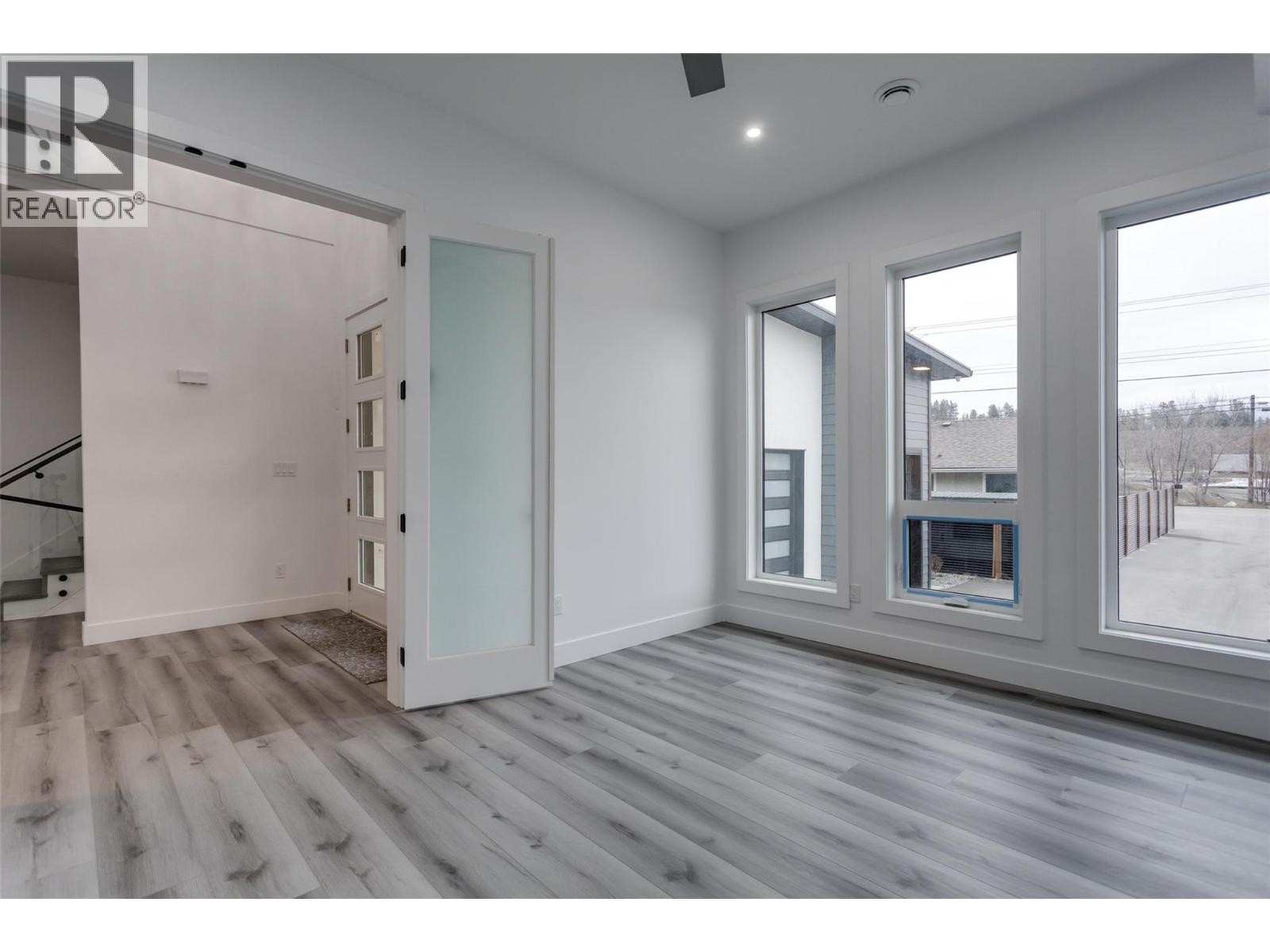 












474 Snowsell Street N

,
Kelowna,




British Columbia
V1L2B3

