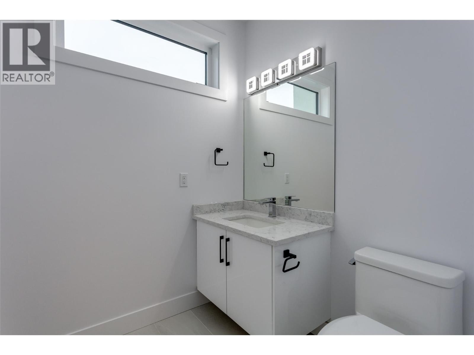 












474 Snowsell Street N

,
Kelowna,




British Columbia
V1L2B3

