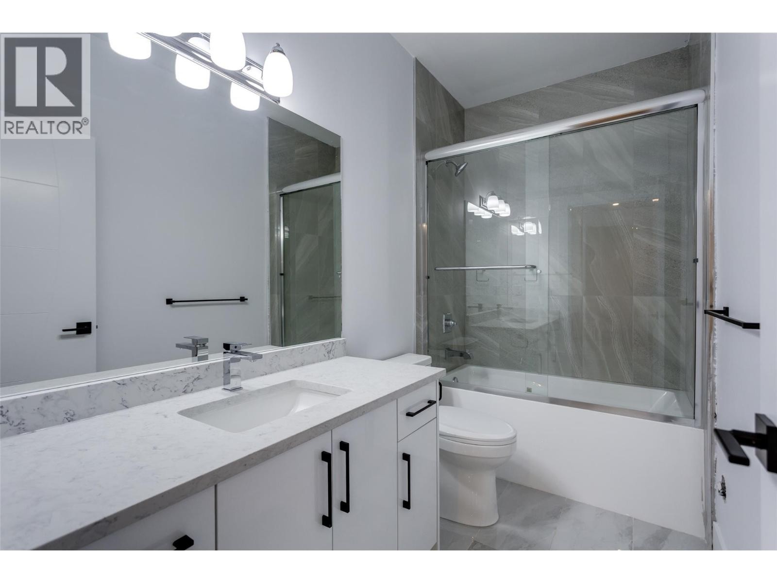 












474 Snowsell Street N

,
Kelowna,




British Columbia
V1L2B3

