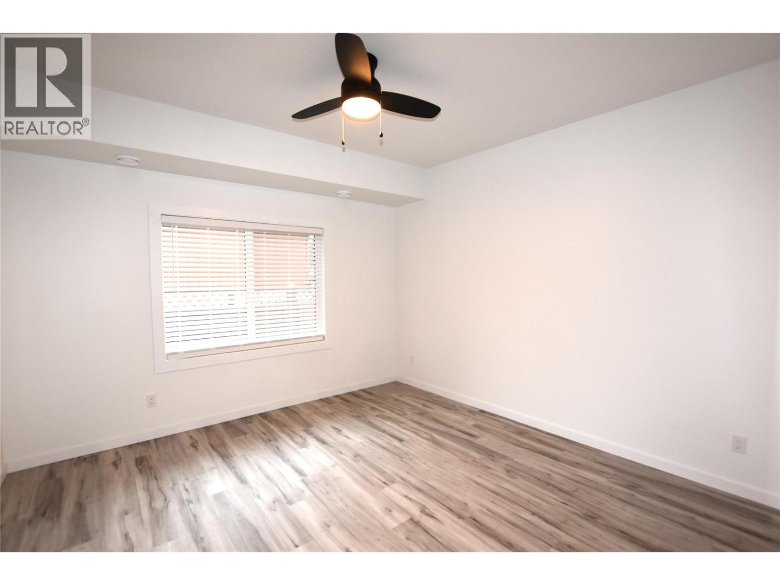 












592 Nighthawk Avenue

,
Vernon,




British Columbia
V1H2A1

