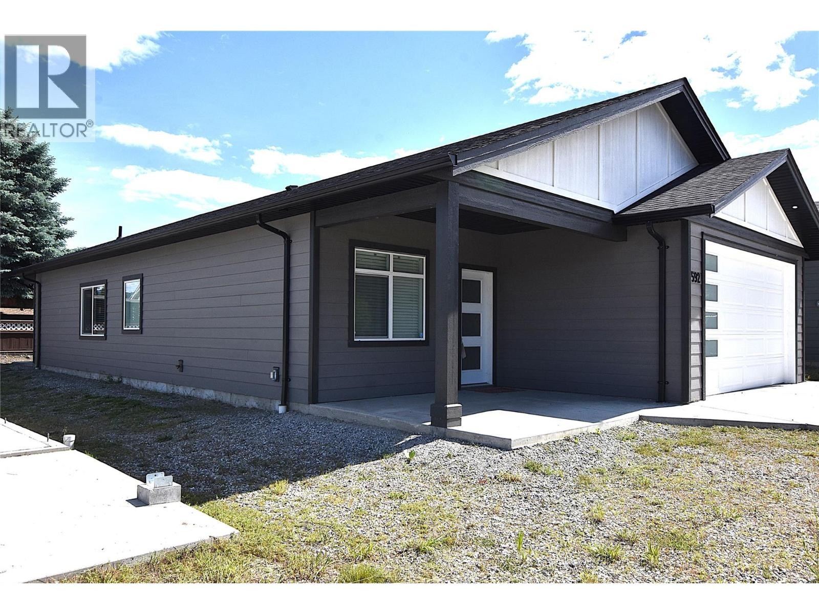 












592 Nighthawk Avenue

,
Vernon,




British Columbia
V1H2A1

