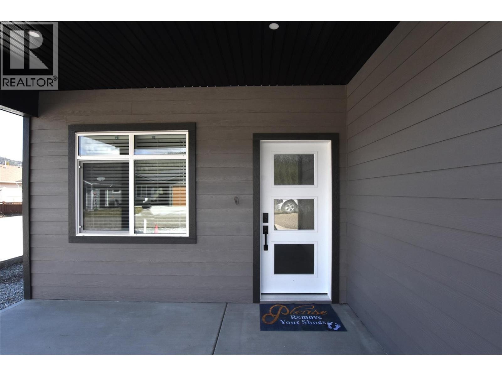 












592 Nighthawk Avenue

,
Vernon,




British Columbia
V1H2A1

