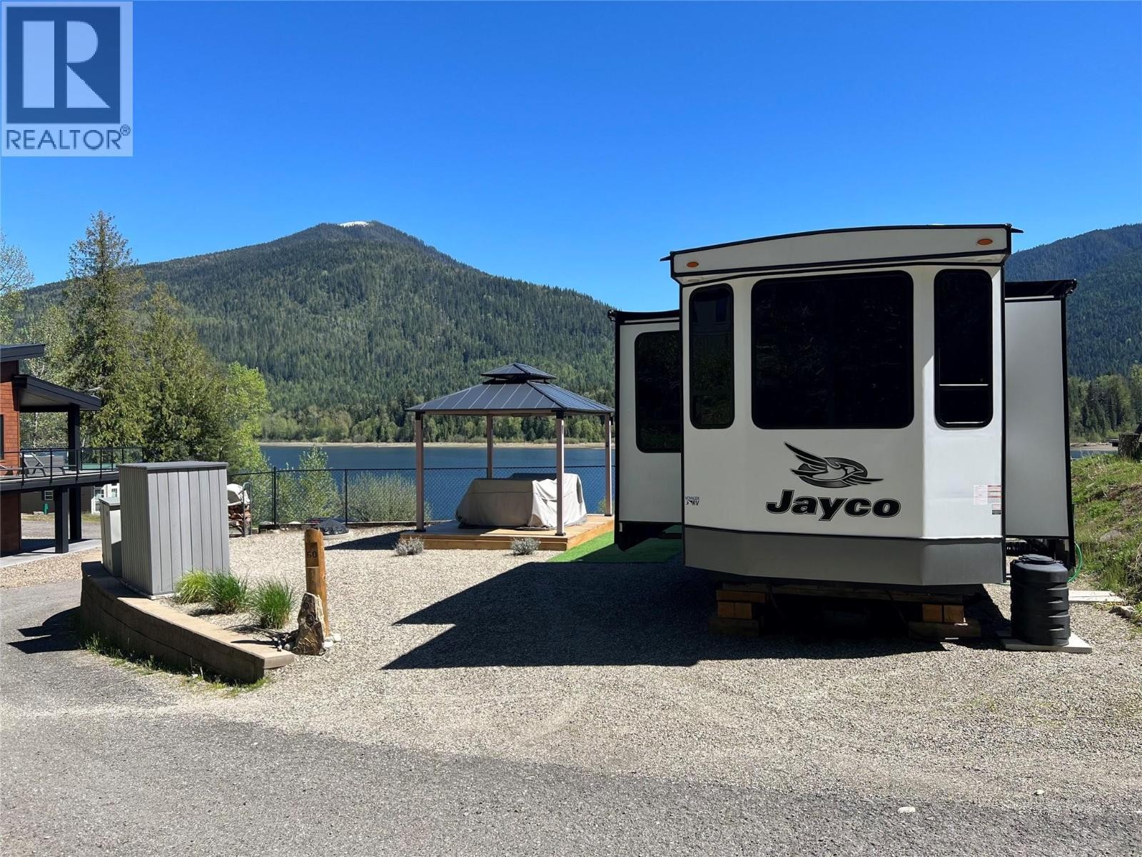 












1681 Sugar Lake Road Unit# 60

,
Cherryville,







British Columbia
V0E2G2

