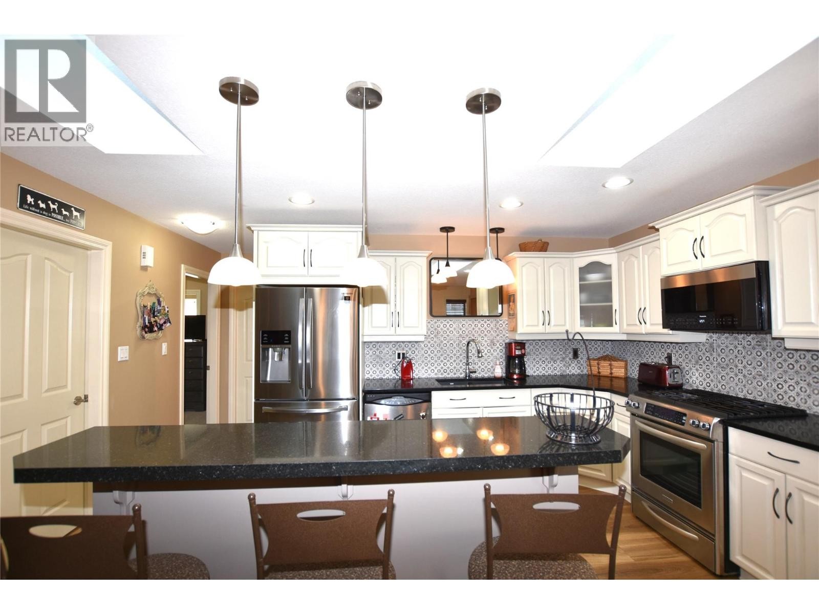 












519 Loon Avenue

,
Vernon,




British Columbia
V1H2A1

