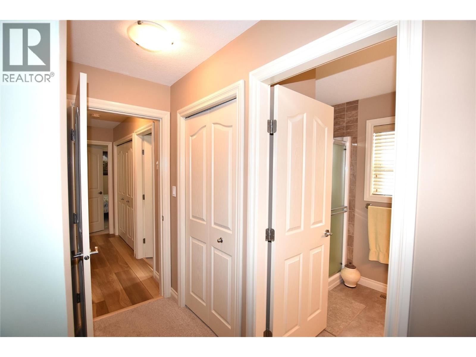 












519 Loon Avenue

,
Vernon,




British Columbia
V1H2A1

