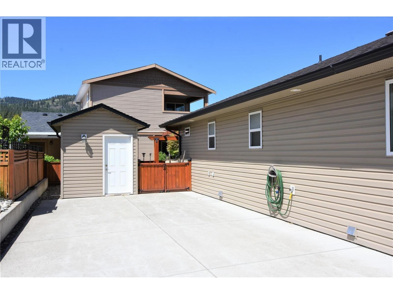 












519 Loon Avenue

,
Vernon,




British Columbia
V1H2A1

