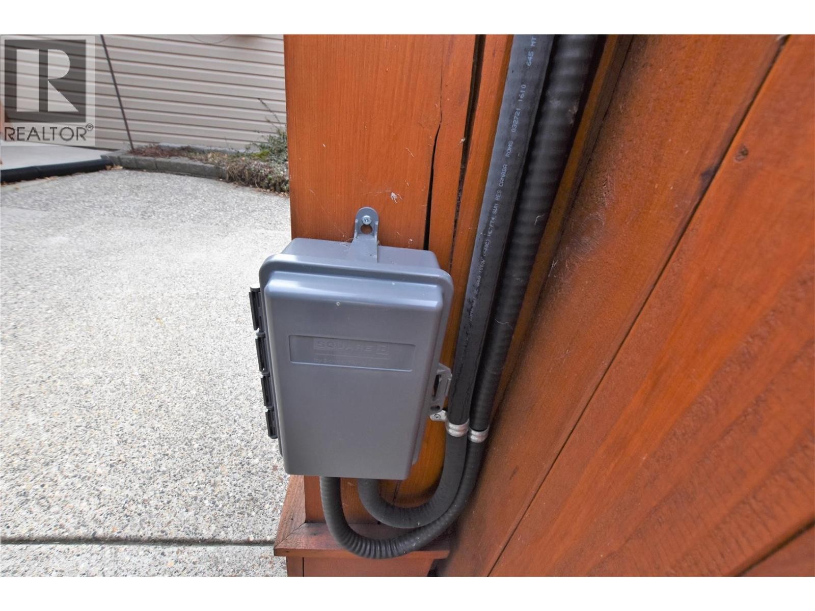 












519 Loon Avenue

,
Vernon,




British Columbia
V1H2A1

