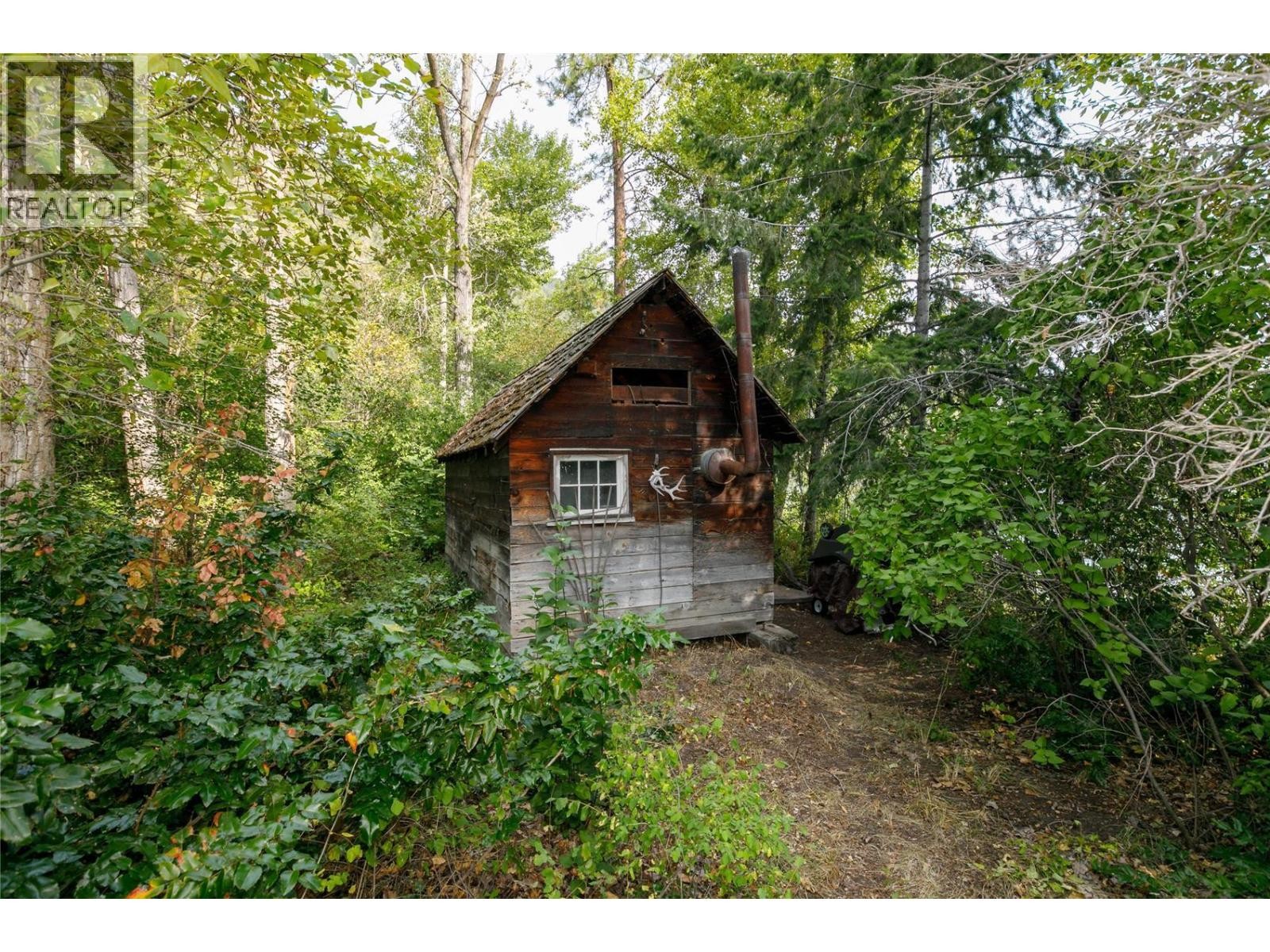 












16821 Owl's Nest Road

,
Oyama,




British Columbia
V4V2E9

