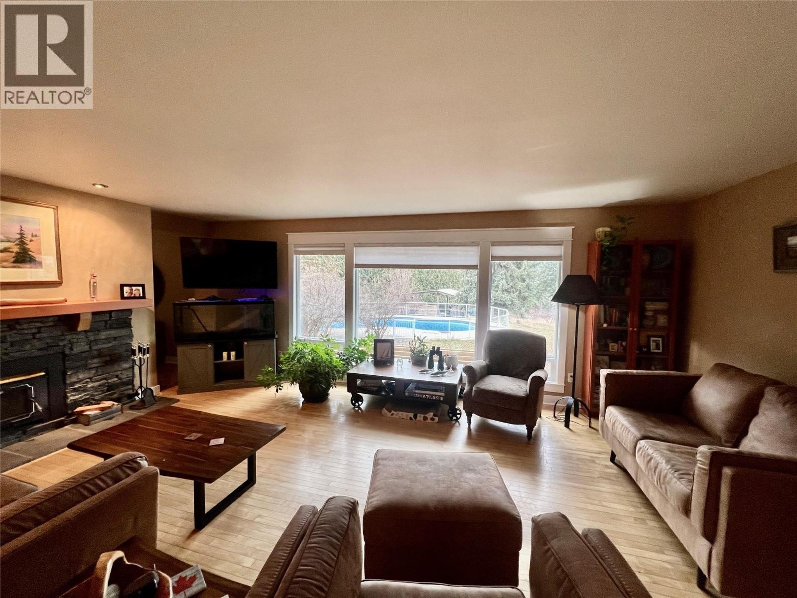 












12914 Oyama Road

,
Lake Country,




British Columbia
V4V2A7

