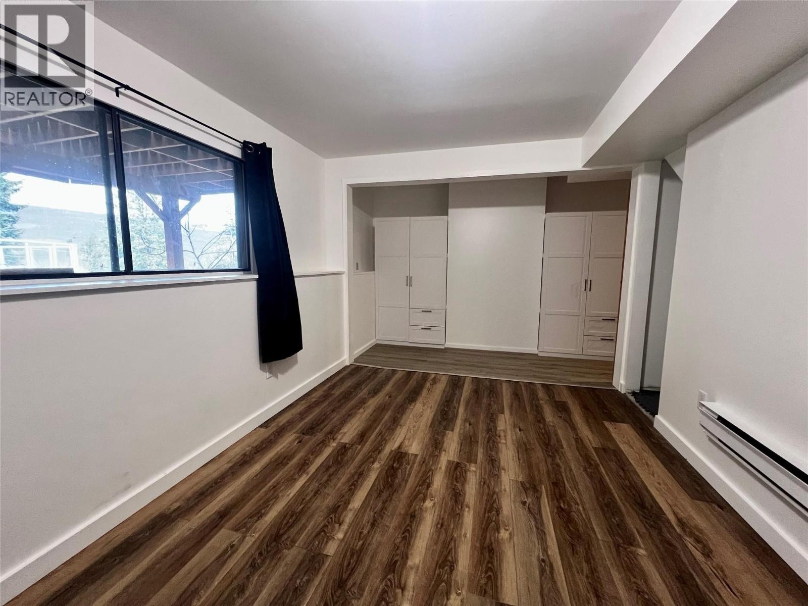 












12914 Oyama Road

,
Lake Country,




British Columbia
V4V2A7

