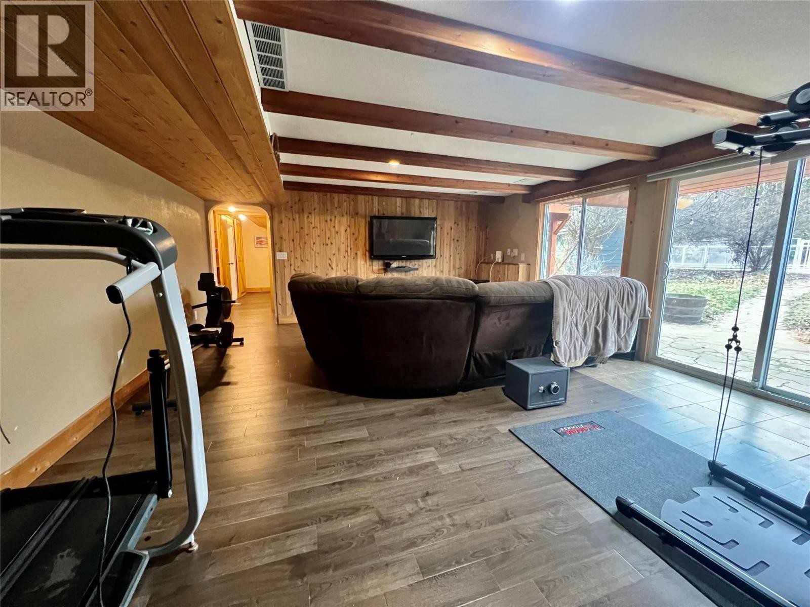 












12914 Oyama Road

,
Lake Country,




British Columbia
V4V2A7

