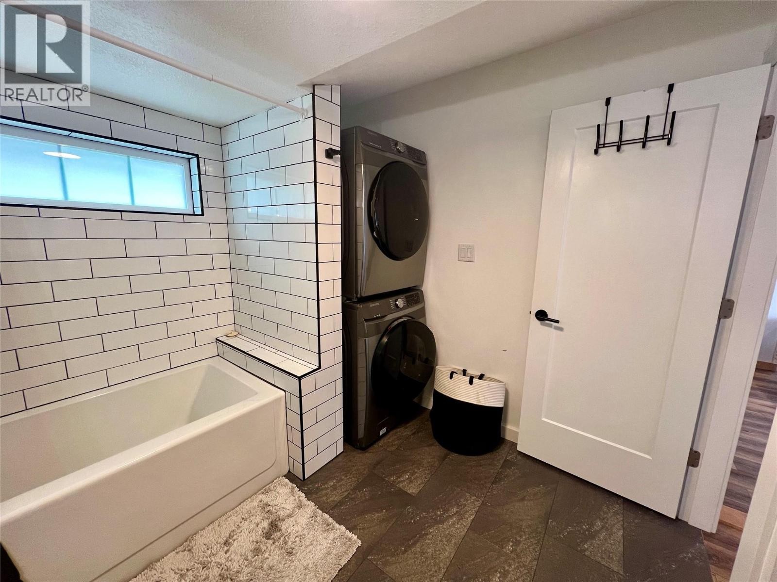 












12914 Oyama Road

,
Lake Country,




British Columbia
V4V2A7

