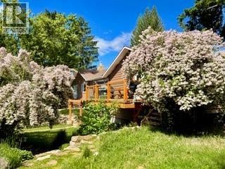 












12914 Oyama Road

,
Lake Country,




British Columbia
V4V2A7

