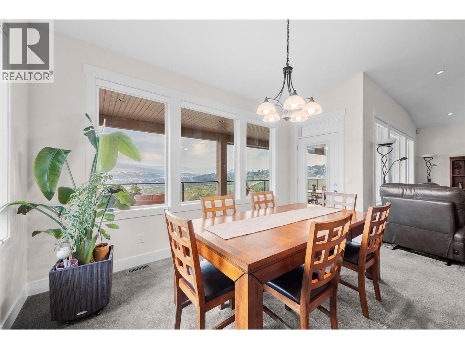 












2589 Sylvia Road

,
Lake Country,




British Columbia
V4V2R8

