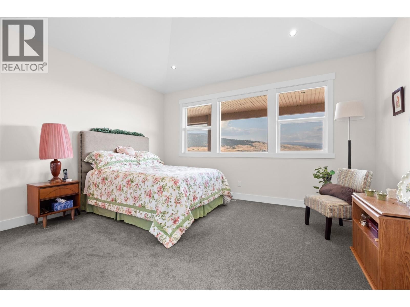 












2589 Sylvia Road

,
Lake Country,




British Columbia
V4V2R8

