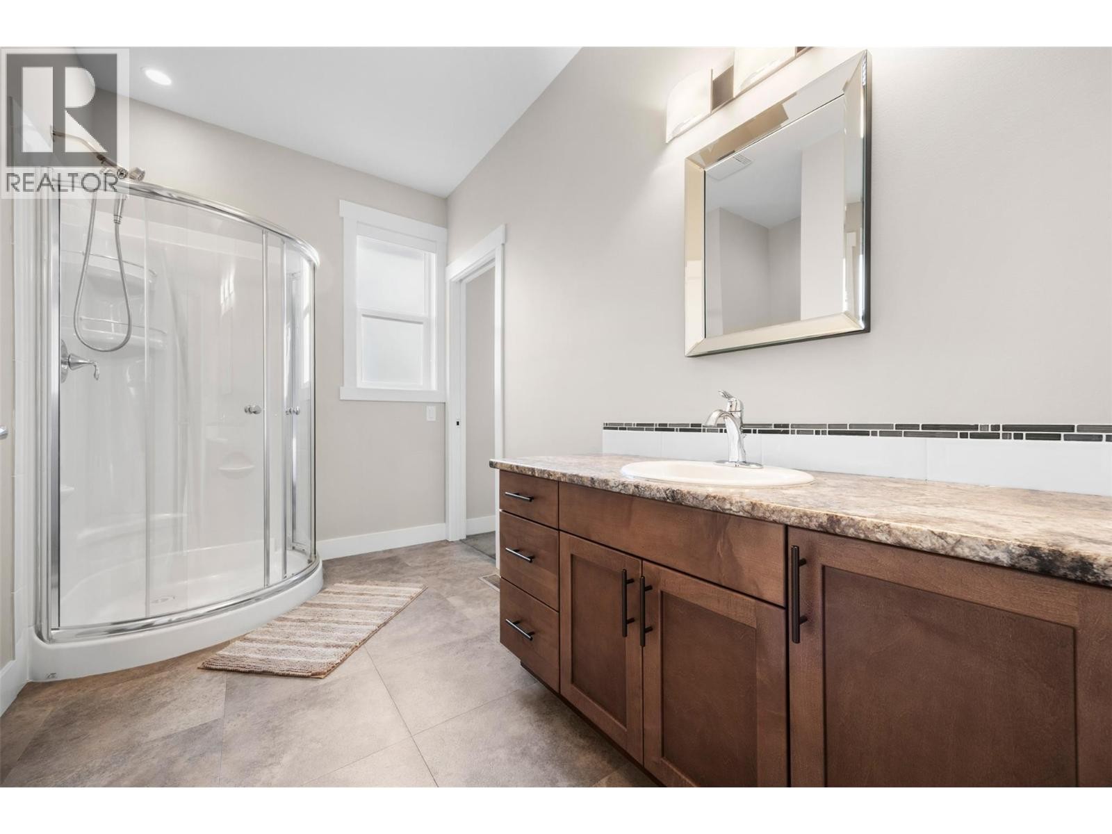 












2589 Sylvia Road

,
Lake Country,




British Columbia
V4V2R8

