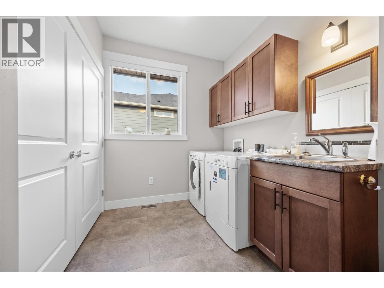 












2589 Sylvia Road

,
Lake Country,




British Columbia
V4V2R8

