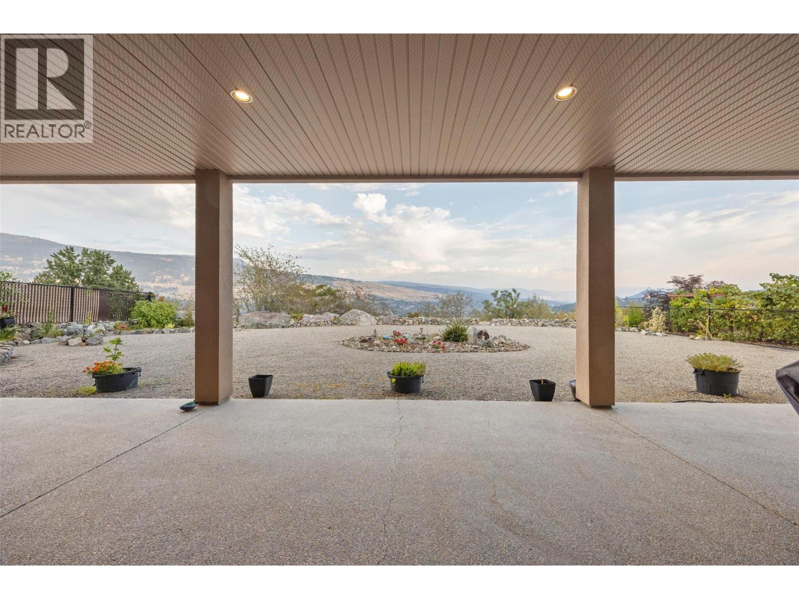 












2589 Sylvia Road

,
Lake Country,




British Columbia
V4V2R8

