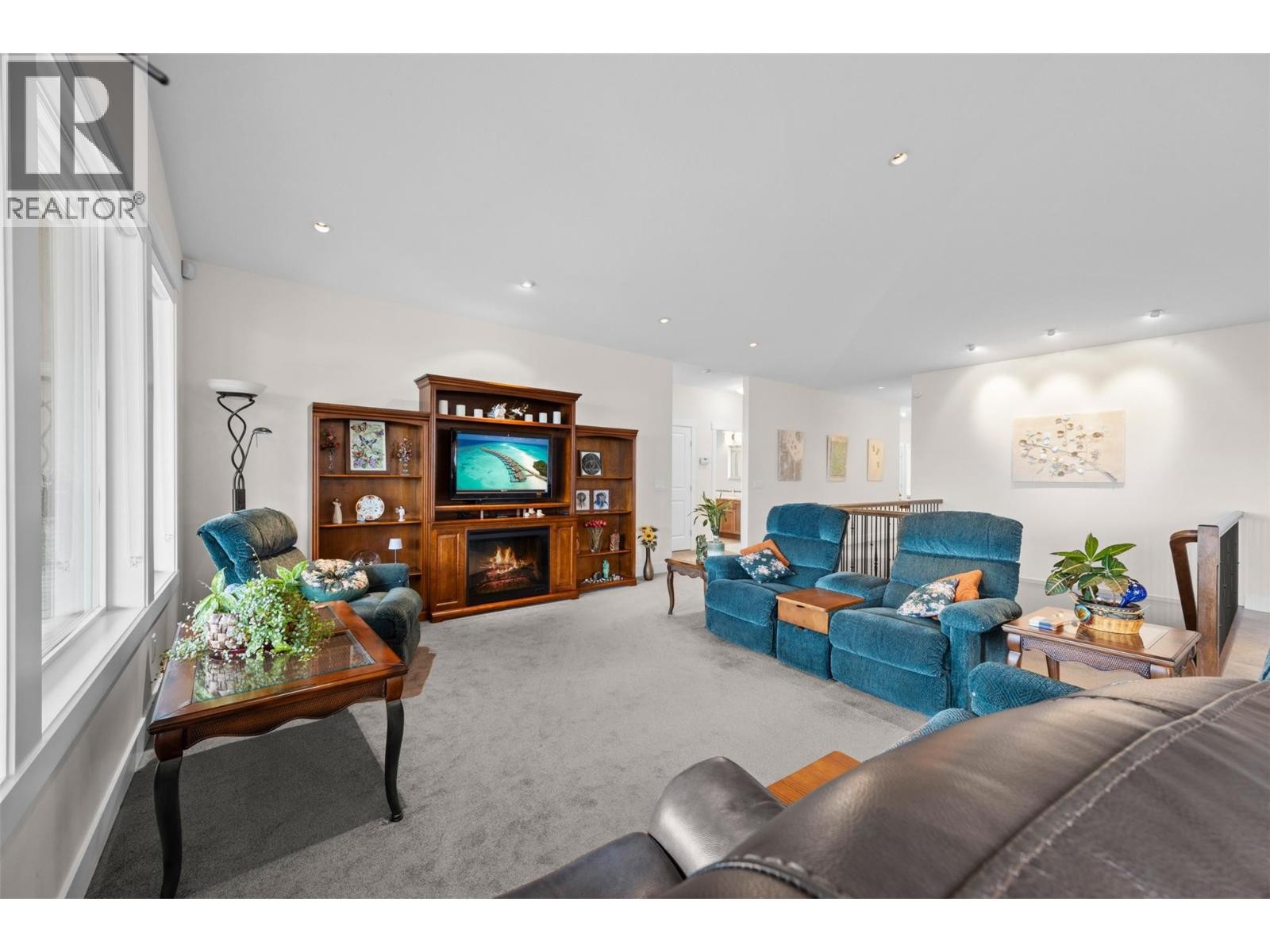 












2589 Sylvia Road

,
Lake Country,




British Columbia
V4V2R8

