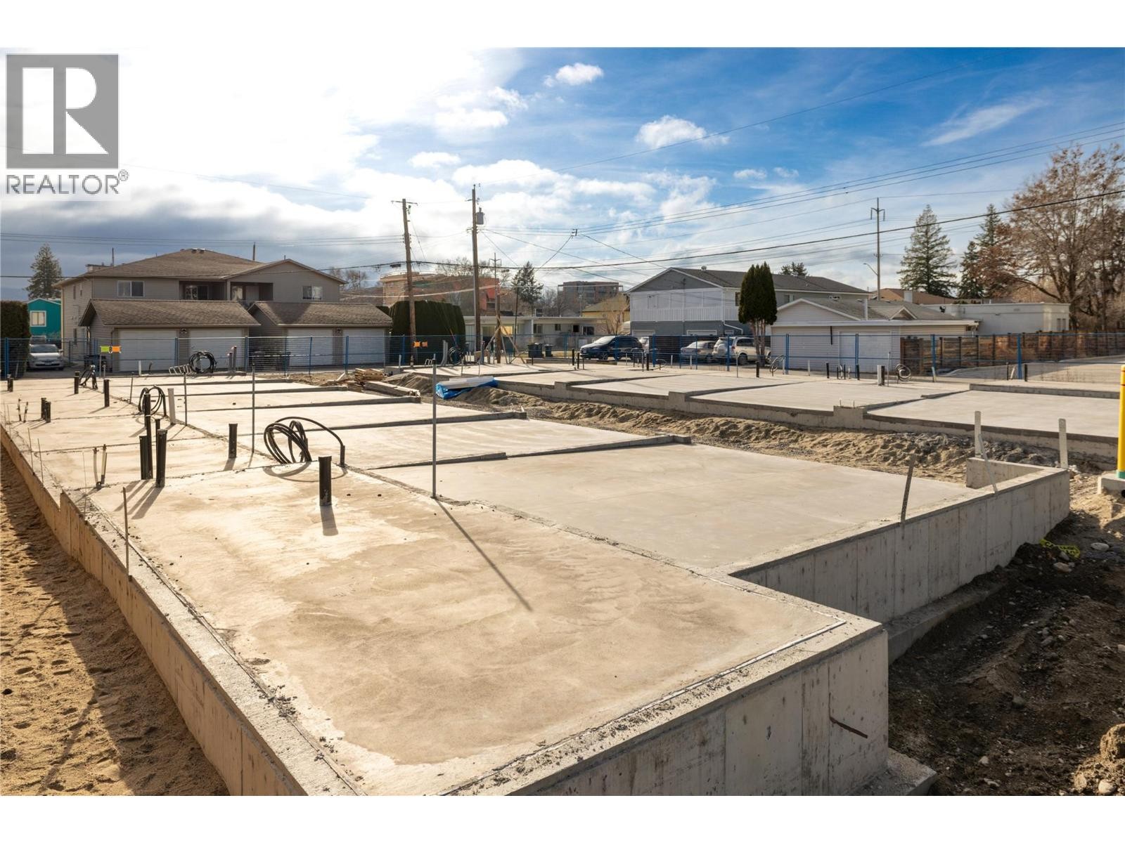 












735 Morrison Avenue Unit# 1

,
Kelowna,




British Columbia
V1Y5E5

