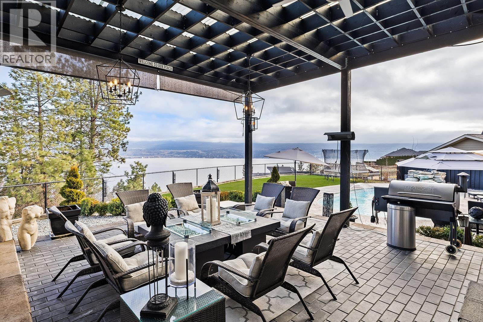 












3025 Wales Road

,
West Kelowna,




British Columbia
V1Z2A7

