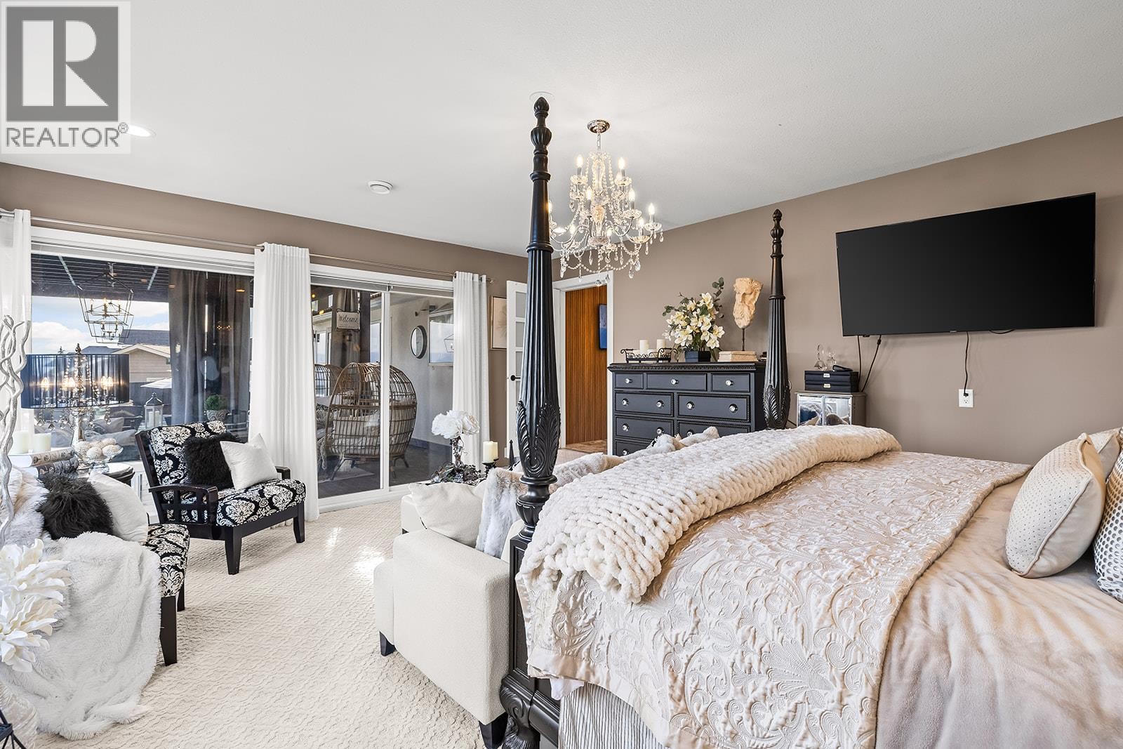 












3025 Wales Road

,
West Kelowna,




British Columbia
V1Z2A7

