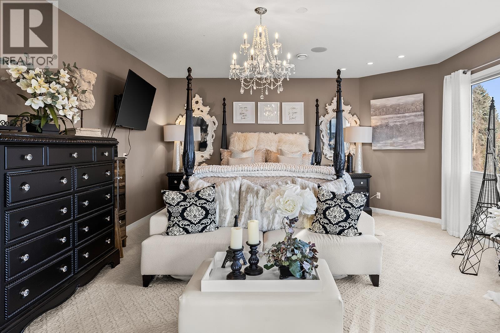 












3025 Wales Road

,
West Kelowna,




British Columbia
V1Z2A7

