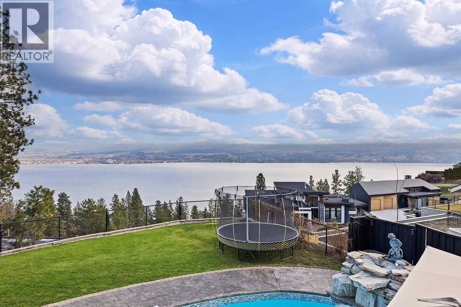 












3025 Wales Road

,
West Kelowna,




British Columbia
V1Z2A7

