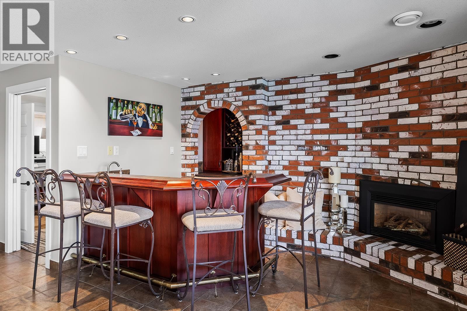 












3025 Wales Road

,
West Kelowna,




British Columbia
V1Z2A7

