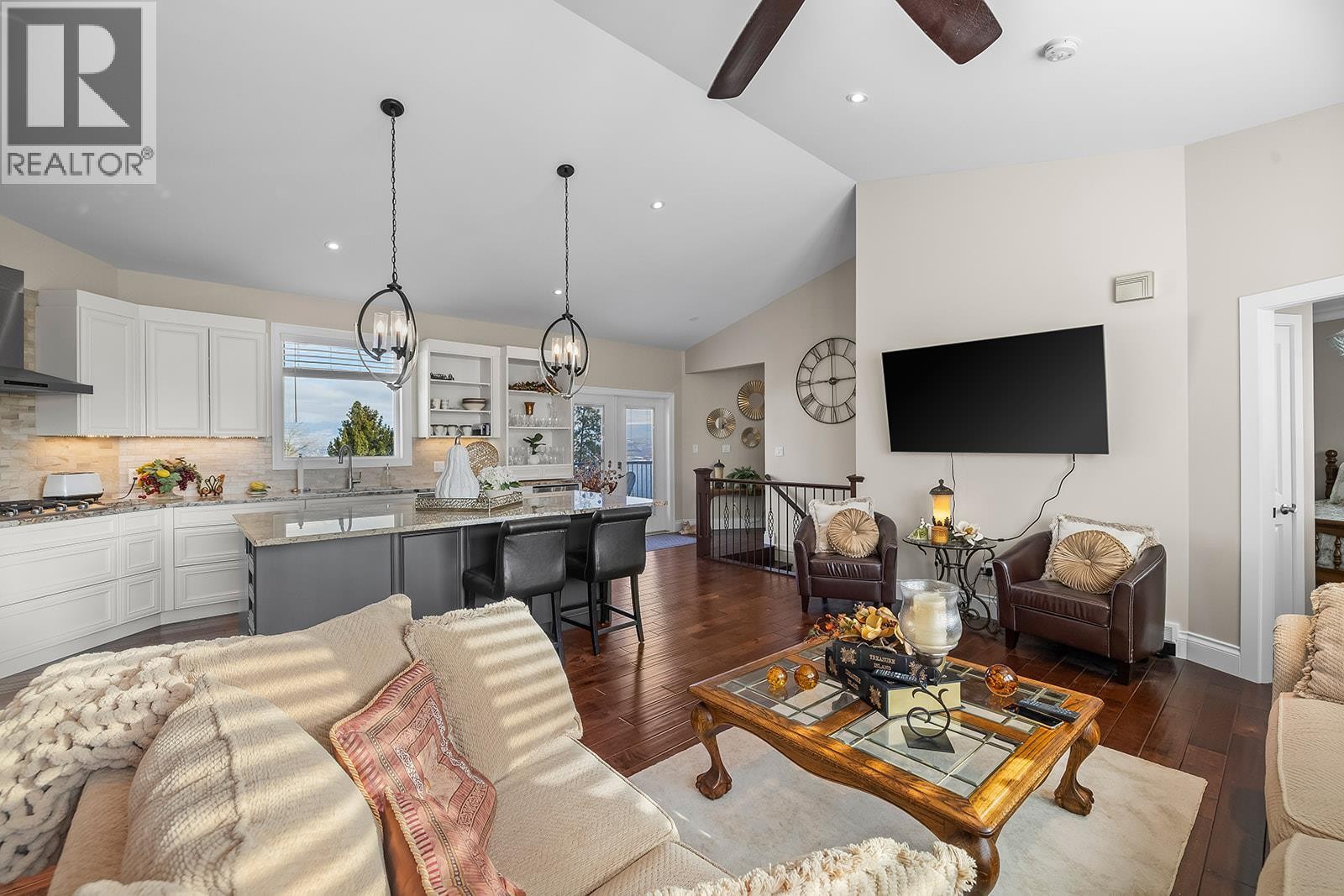 












3025 Wales Road

,
West Kelowna,




British Columbia
V1Z2A7

