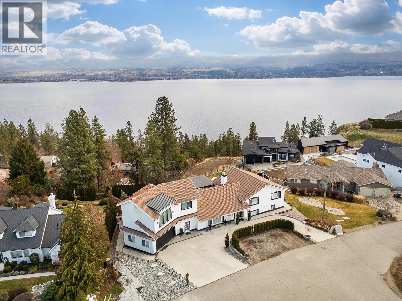 












3025 Wales Road

,
West Kelowna,




British Columbia
V1Z2A7

