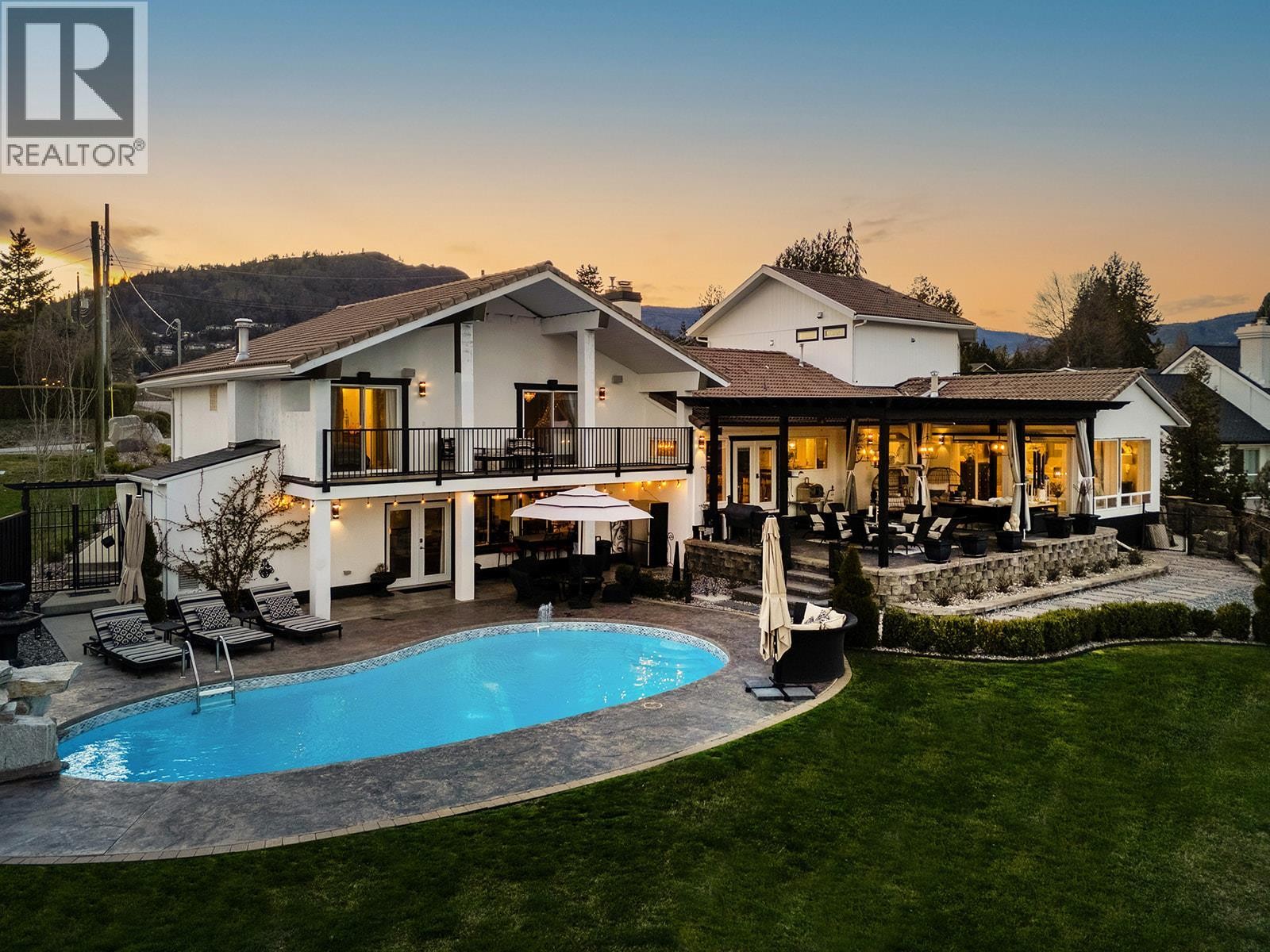 












3025 Wales Road

,
West Kelowna,




British Columbia
V1Z2A7

