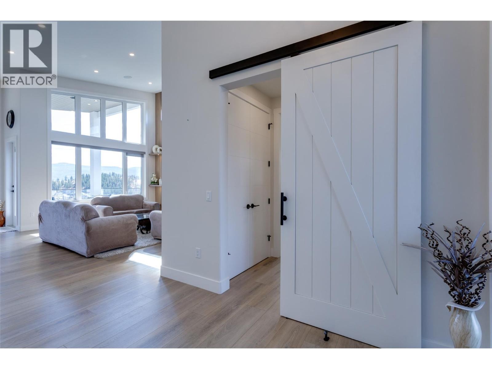 












703 Carnoustie Drive

,
Kelowna,




British Columbia
V1P1V2

