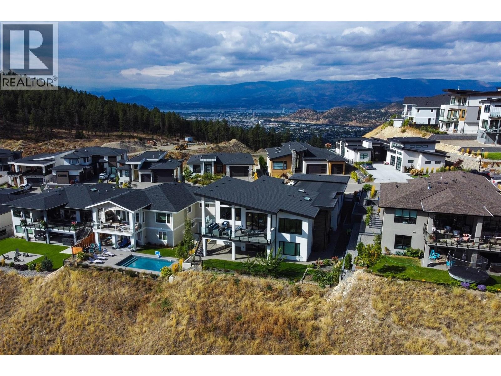 












703 Carnoustie Drive

,
Kelowna,




British Columbia
V1P1V2


