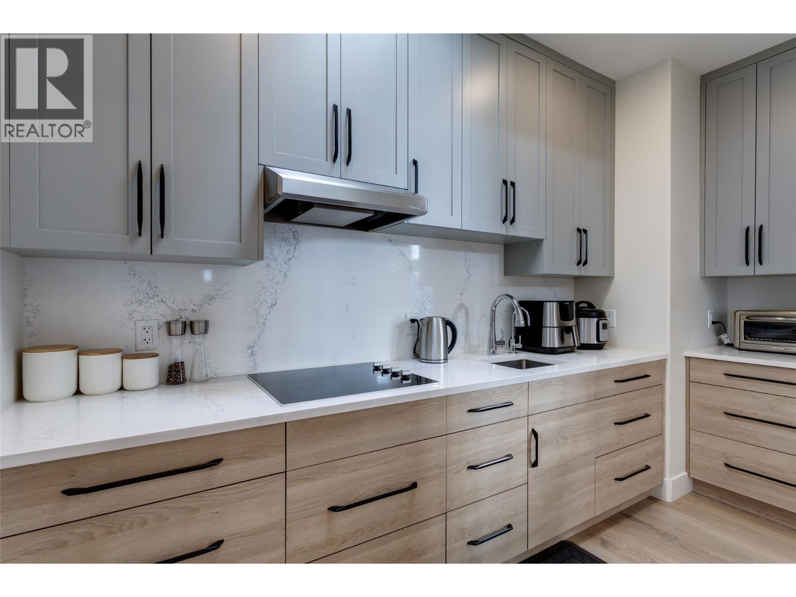 












703 Carnoustie Drive

,
Kelowna,




British Columbia
V1P1V2

